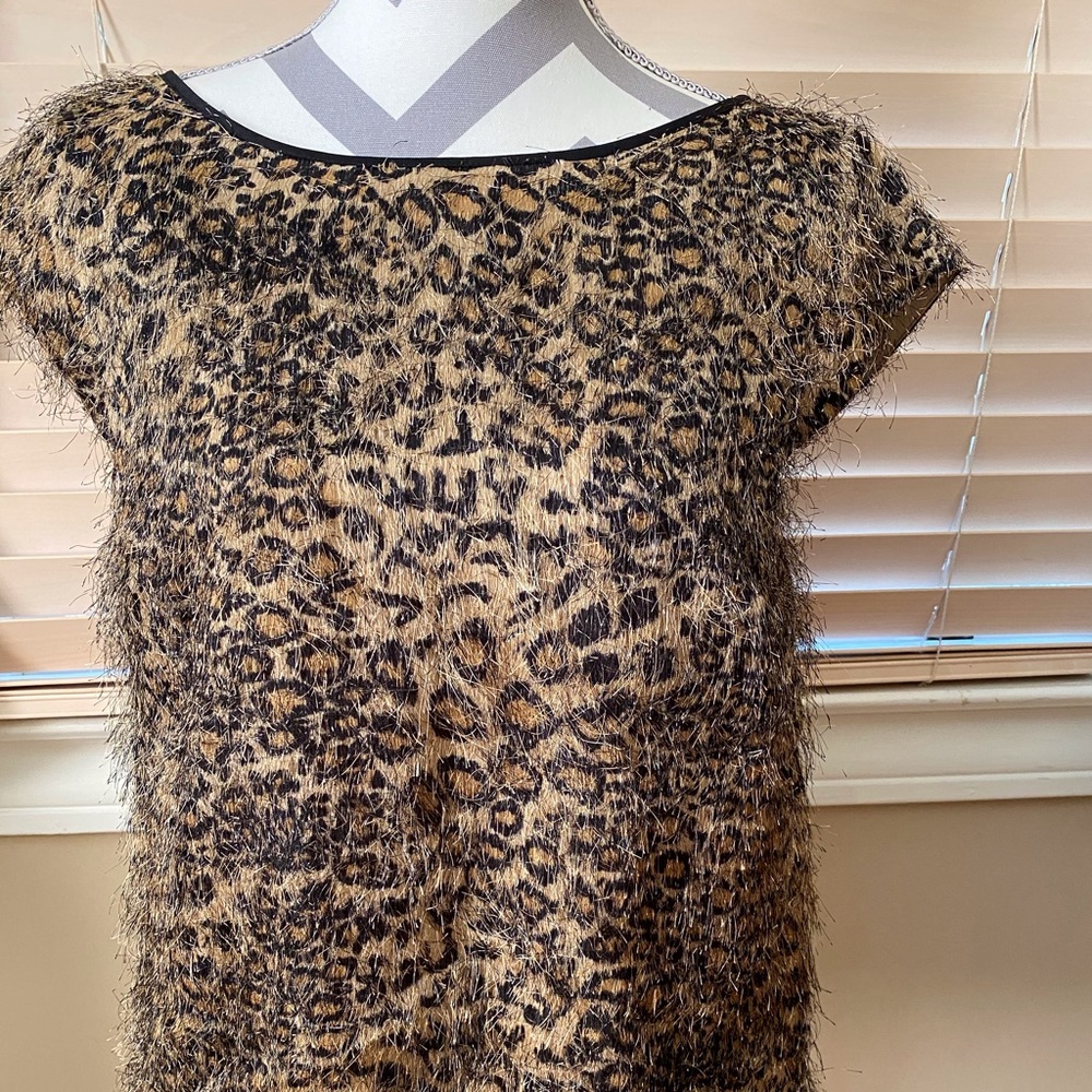 ANN TAYLOR Capsleeve Top